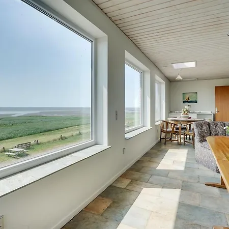 Stilla - 35km From The Sea By Interhome *