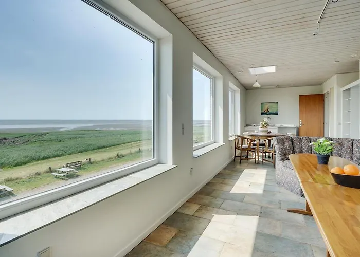 Stilla - 35km From The Sea By Interhome